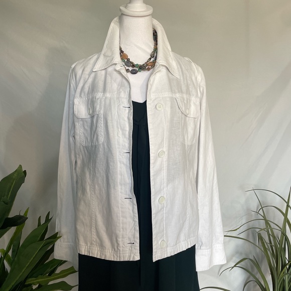 Jones New York Jackets & Blazers - Jones New York Crisp White Denim Jacket